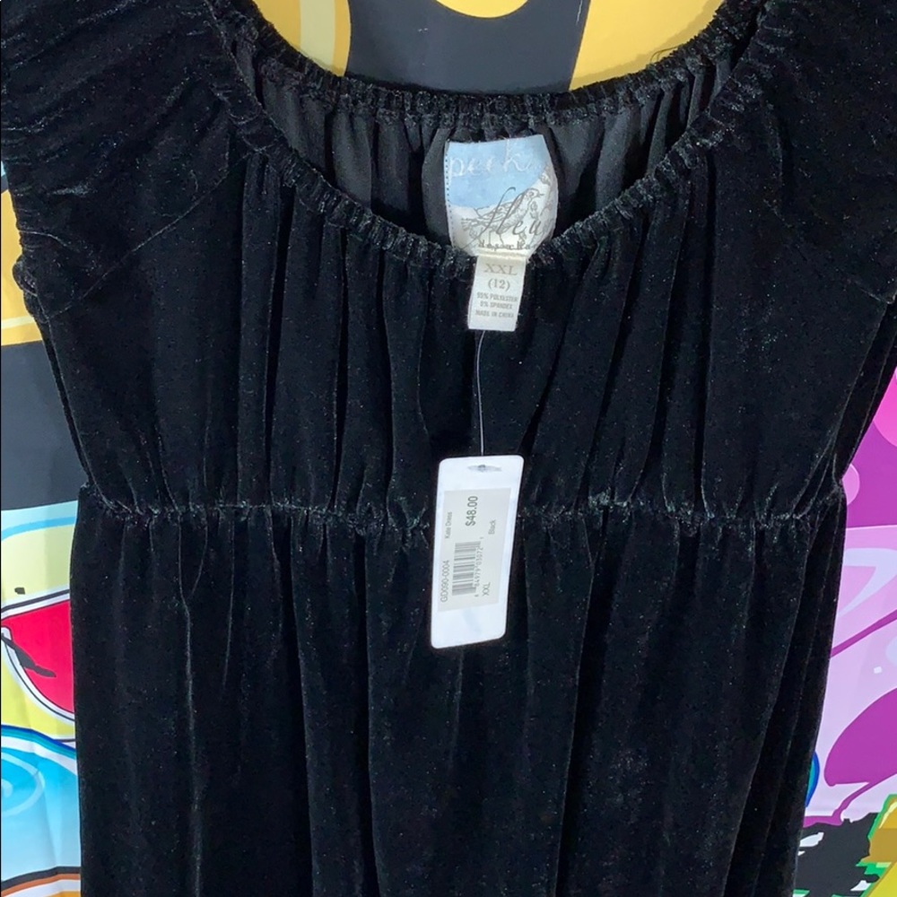 PEEK BLACK DRESS - Picture 6 of 6